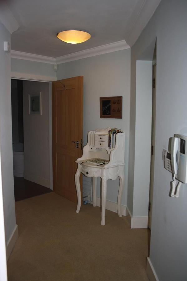 Ferienwohnung Canterbury Elms Court Zimmer foto